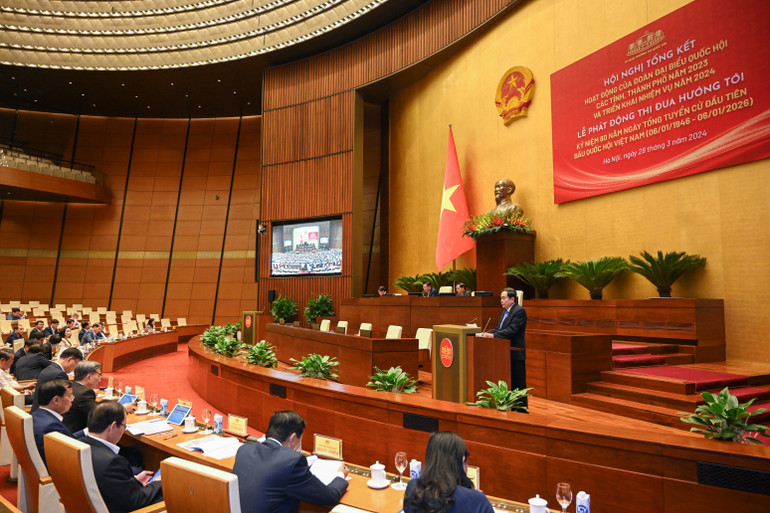 Phó Chủ tịch Thường trực Quốc hội Trần Thanh Mẫn nêu rõ, năm 2023, với tinh thần trách nhiệm, nỗ lực, quyết tâm cao, Quốc hội đã hoàn thành khối lượng công việc rất lớn; có thể thấy rõ trong 10 vấn đề, sự kiện tiêu biểu của Quốc hội Việt Nam năm 2023 mà Văn phòng Quốc hội tổ chức bình chọn cuối năm 2023.