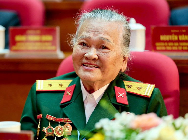 Anh hùng Lực lượng vũ trang nhân dân Ngô Thị Tuyển.