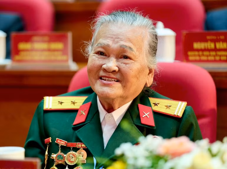 Anh hùng Lực lượng vũ trang nhân dân Ngô Thị Tuyển.