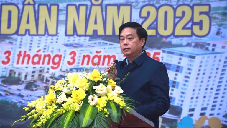 Lãnh đạo Ủy ban nhân dân thành phố Sầm Sơn phát động phong trào “Toàn dân rèn luyện thân thể theo gương Bác Hồ vĩ đại”; Ngày chạy Olympic vì sức khỏe toàn dân.