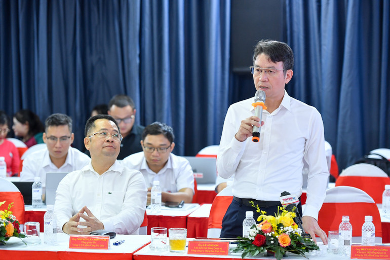 Ông Lê Anh Sơn phát biểu tại hội thảo. (Ảnh: THÀNH ĐẠT)