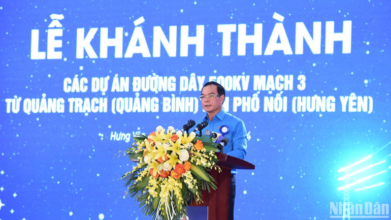 Chủ tịch Tổng Liên đoàn Lao động Việt Nam Nguyễn Đình Khang phát biểu ý kiến tại Lễ khánh thành.