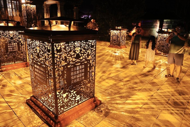 Lễ hội Ánh sáng trong khuôn khổ Festival Huế 2024. (Ảnh: TTXVN)