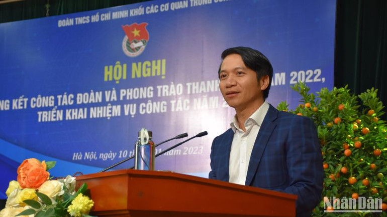 Đồng chí Nguyễn Ngọc Lương, Bí thư Thường trực Trung ương Đoàn phát biểu chỉ đạo hội nghị. Đồng chí Nguyễn Ngọc Lương, Bí thư Thường trực Trung ương Đoàn phát biểu chỉ đạo hội nghị.