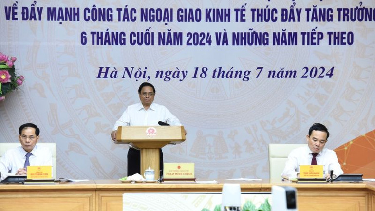 Thủ tướng Phạm Minh Chính phát biểu ý kiến tại hội nghị. Thủ tướng Phạm Minh Chính phát biểu ý kiến tại hội nghị.