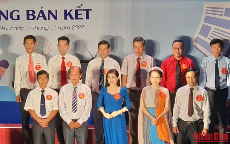 Các thí sinh là nhà báo vào vòng bán kết tại Bạc Liêu.