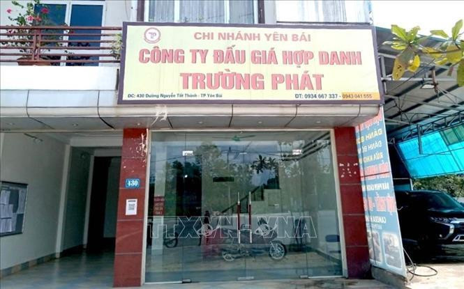 Trụ sở Công ty đấu giá Hợp danh Trường Phát, chi nhánh Yên Bái. (Ảnh: TTXVN)