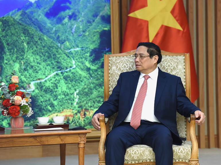 Thủ tướng Phạm Minh Chính phát biểu tại buổi tiếp Bộ trưởng Quân đội Cộng hòa Pháp Sébastien Lecornu.