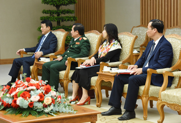 Đại diện lãnh đạo các bộ, ban ngành của Chính phủ Việt Nam cùng tham dự buổi tiếp.