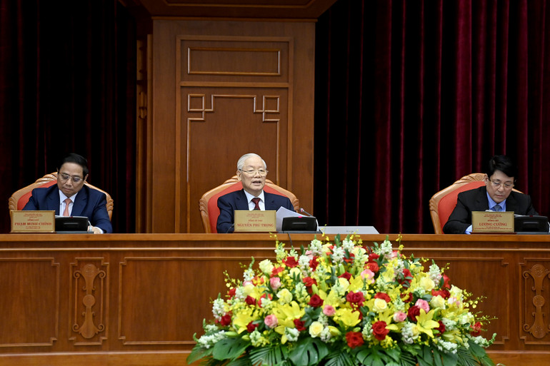 Tổng Bí thư Nguyễn Phú Trọng và các đồng chí lãnh đạo Đảng, Nhà nước dự phiên bế mạc Hội nghị Trung ương lần thứ chín, khóa XIII.