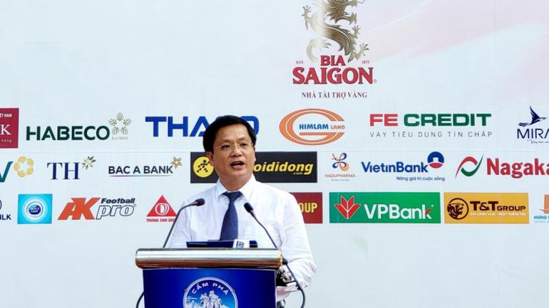 Nhà báo Hồ Minh Chiến, Tổng Biên tập Tạp chí Gia đình Việt Nam, Trưởng Ban Tổ chức phát biểu khai mạc Giải.