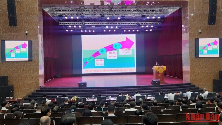 Quang cảnh hội nghị.