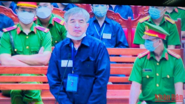 Bị cáo Phan Thanh Hữu tại tòa.