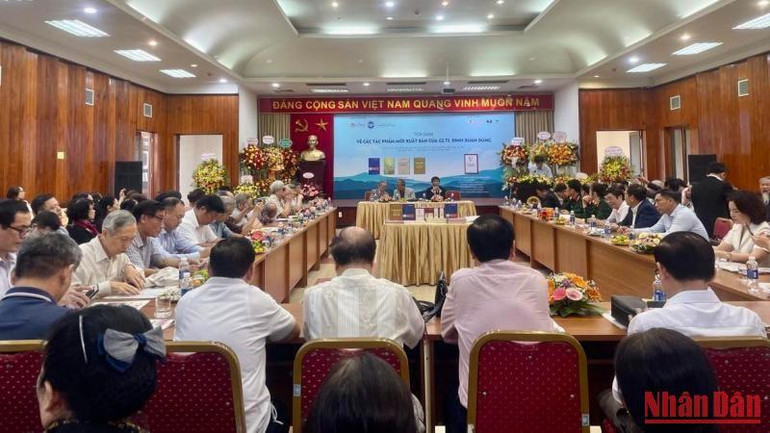 Toàn cảnh buổi tọa đàm.