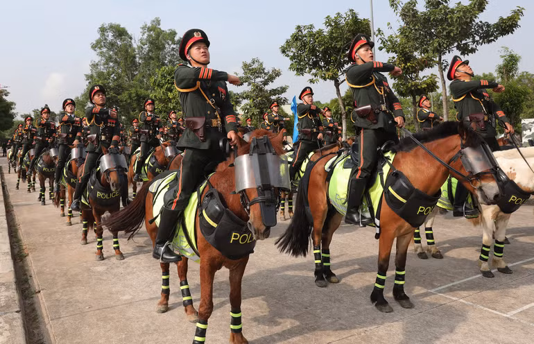 Tập nhuần nhuyễn các động tác tại chỗ.