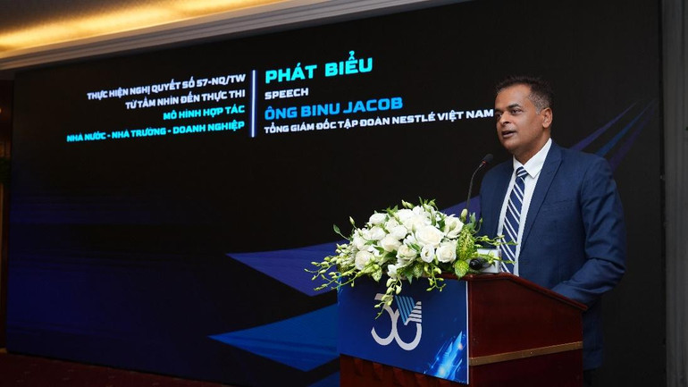 Ông Binu Jacob, Tổng giám đốc Nestlé Việt Nam nhấn mạnh Nestlé tin vào sức mạnh của tuổi trẻ, đổi mới sáng tạo và chuyển đổi số.