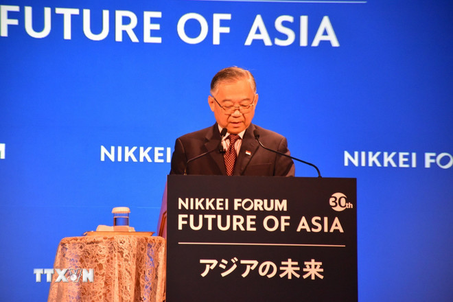 Phó Thủ tướng Singapore Gan Kim Yong phát biểu tại Hội nghị Tương lai châu Á lần thứ 30. (Ảnh: Nguyễn Tuyến/TTXVN)