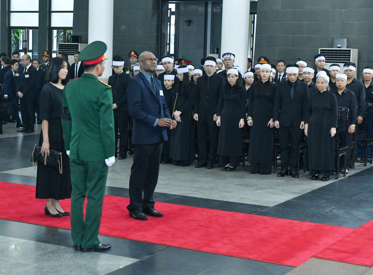 Đoàn Vanuatu viếng Tổng Bí thư Nguyễn Phú Trọng.