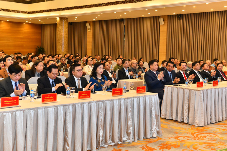 Các đại biểu tham dự Lễ kỷ niệm 70 năm Ngày truyền thống Nhiếp ảnh Việt Nam. (Ảnh: ĐĂNG KHOA)