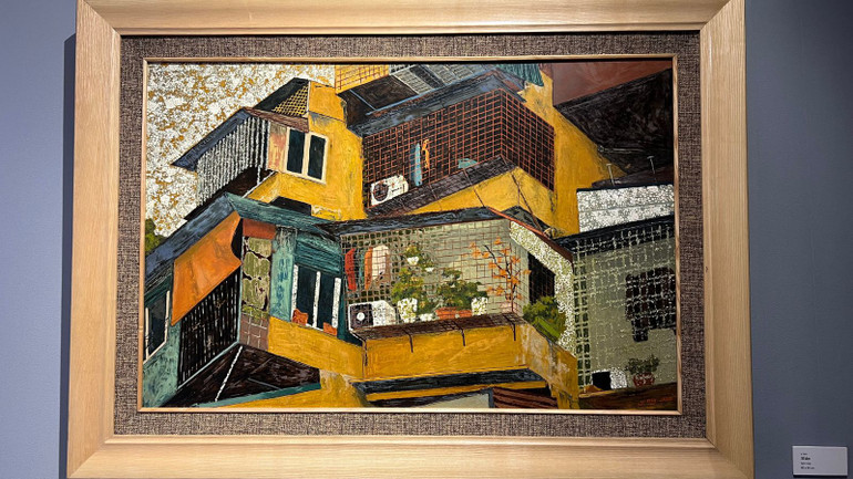 Bức tranh “Tổ Ấm “ bằng chất liệu sơn mài.