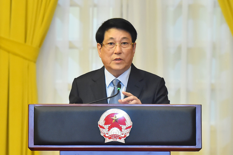 Chủ tịch nước Lương Cường phát biểu giao nhiệm vụ cho các đồng chí được bổ nhiệm.