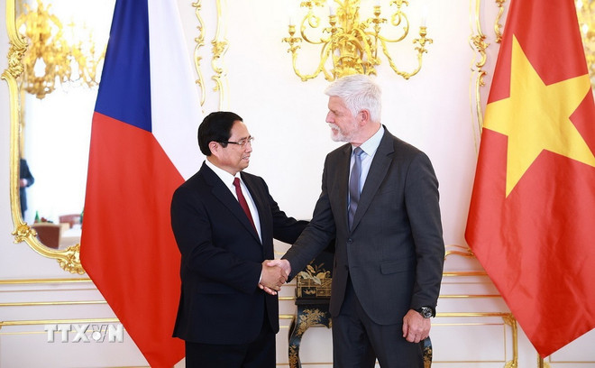 Thủ tướng Phạm Minh Chính hội kiến Tổng thống Cộng hòa Czech Petr Pavel. (Ảnh: Dương Giang/TTXVN)