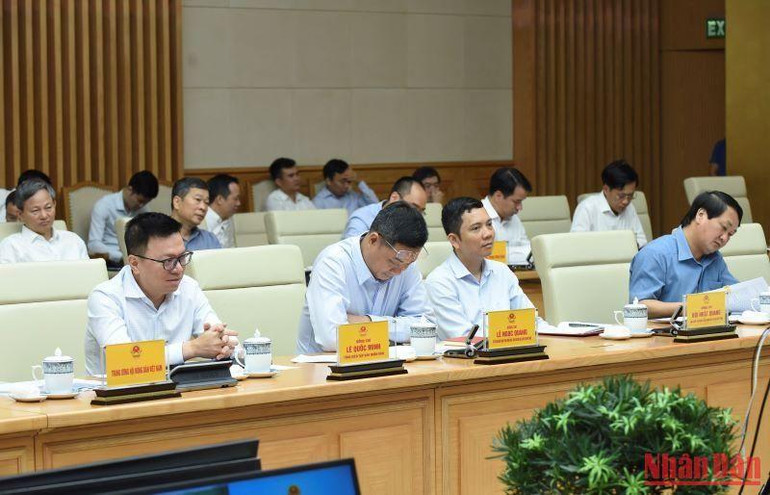 Các đại biểu tham dự hội nghị.