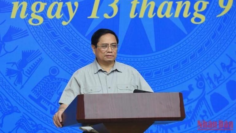 Thủ tướng Phạm Minh Chính phát biểu khai mạc phiên họp.