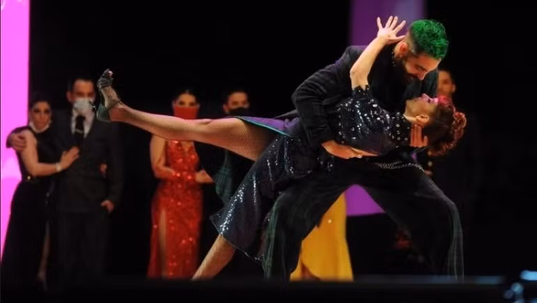 Lễ hội được khai mạc trong Thính phòng của Usina del Arte. (Ảnh: clarin.com)