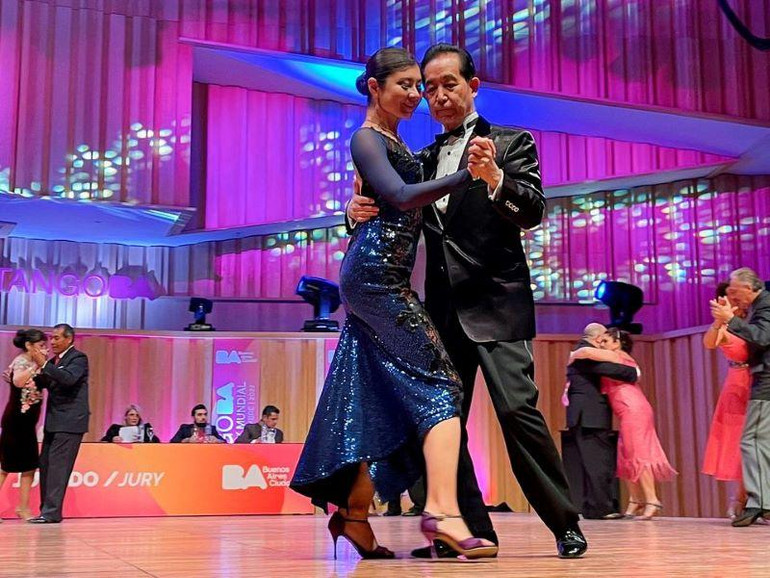 Các vũ công tham gia lễ hội Tango tại Buenos Aires. (Ảnh: Reuters) Các vũ công tham gia lễ hội Tango tại Buenos Aires. (Ảnh: Reuters)