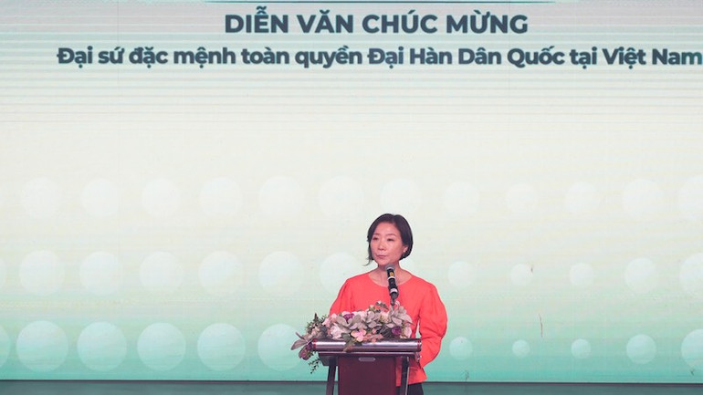 Đại sứ đặc mệnh toàn quyền Đại Hàn Dân Quốc tại Việt Nam Oh Young Ju phát biểu tại sự kiện.