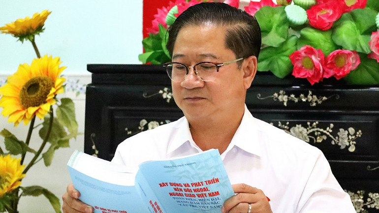 Chủ tịch Ủy ban nhân dân thành phố Cần Thơ Trần Việt Trường xúc động khi hay tin Tổng Bí thư Nguyễn Phú Trọng từ trần.