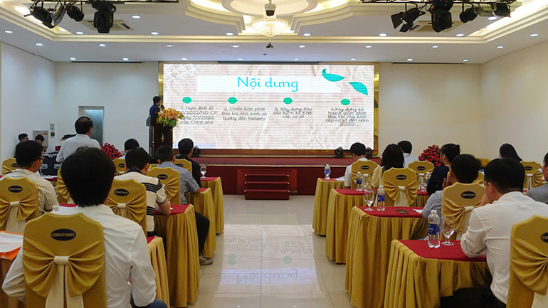 Hội thảo thông tin về chiến lược giảm phát thải khí nhà kính.