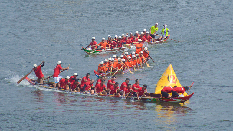 Màn qua tiêu kịch tính, sôi động.