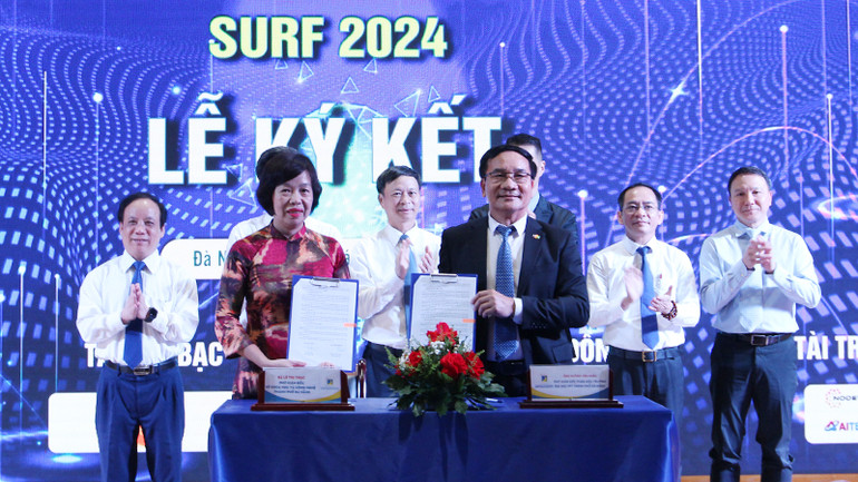 Các đơn vị kí kết hợp tác khởi nghiệp tại SURF.