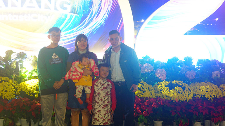 Lưu kỷ niệm cuối năm.