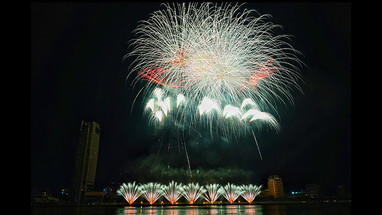 Phần thể hiện của đội Ba Lan là sự hòa hợp cao nhất của hình ảnh, âm nhạc và những hiệu ứng độc lạ.