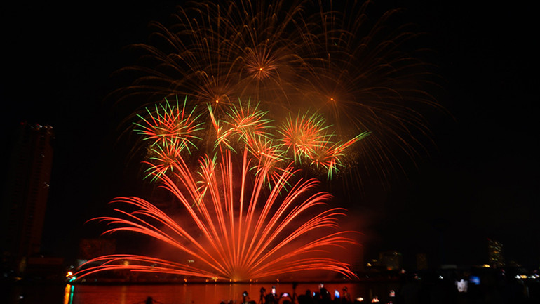 Pháp truyền tải thông điệp về sức mạnh, quyền lực và sự kết nối của con người.