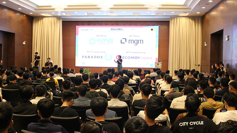 Chương trình thu hút đông đảo cộng đồng lập trình viên, sinh viên công nghệ.