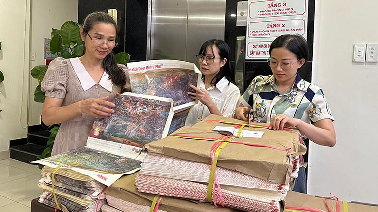 3.000 bản sẵn sàng trao tặng bạn đọc Đà Nẵng.