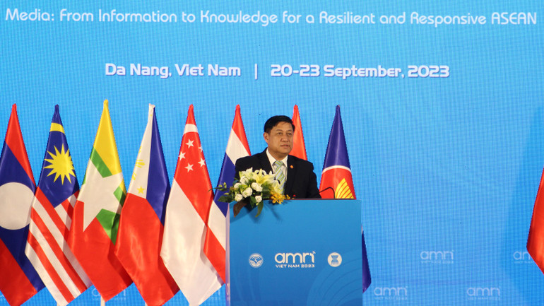 Ngài Ekkaphab Phanthavong, Phó tổng Thư ký ASEAN.