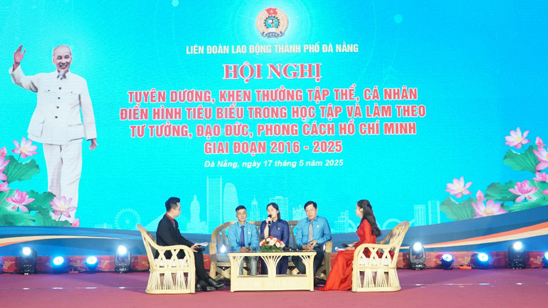 Các điển hình tiên tiến chia sẻ tại Hội nghị. Các điển hình tiên tiến chia sẻ tại Hội nghị.