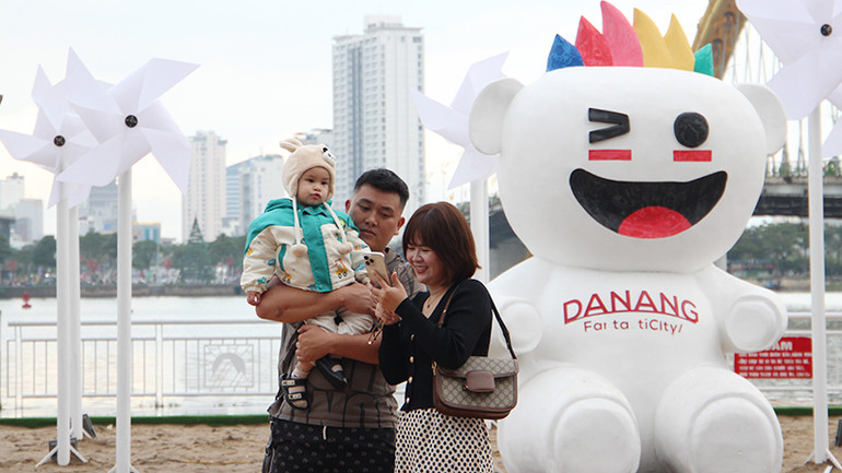 Bên nhau ngày cuối năm.