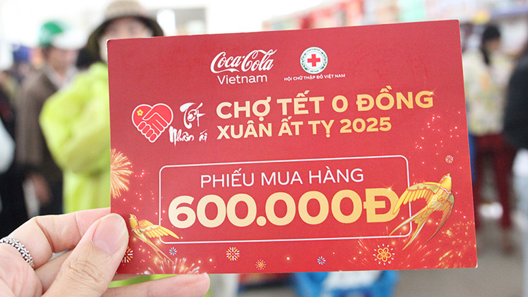 1.000 phiếu mua hàng được trao tặng.