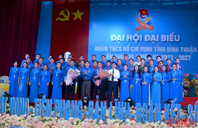 Ban Chấp hành Đoàn TNCS Hồ Chí Minh tỉnh Bình Thuận khóa 13, nhiệm kỳ 2022-2027 ra mắt Đại hội.