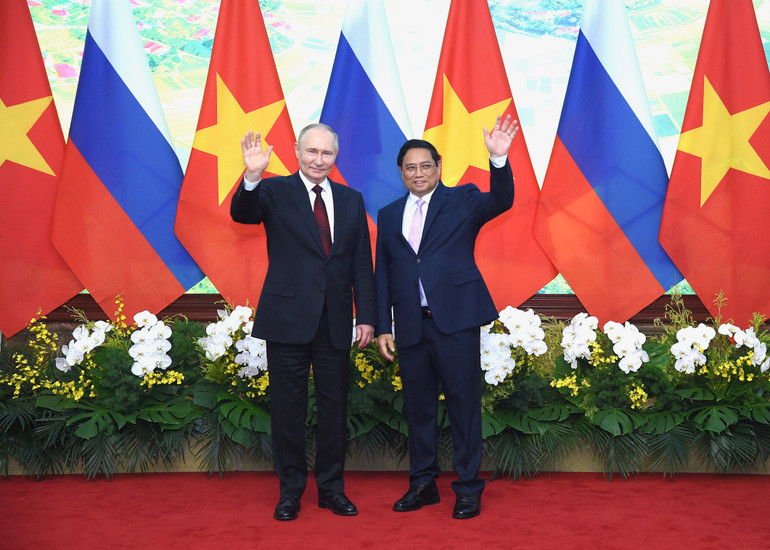 Thủ tướng Phạm Minh Chính và Tổng thống Liên bang Nga Vladimir Putin.