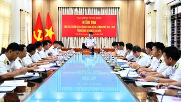 Quang cảnh hội nghị kiểm tra công tác chuẩn bị đại hội đảng bộ cơ sở nhiệm kỳ 2025-2030 tại Vùng 5 Hải quân.