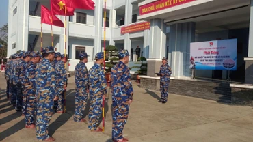 Lễ phát động hưởng ứng Ngày cao điểm “Tình nguyện xây dựng đô thị văn minh” gắn với “Ngày thứ Bảy tình nguyện” tại Trung tâm Bảo đảm kỹ thuật.