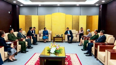 Lãnh đạo thành phố tiếp, làm việc với tân Đại sứ Đặc mệnh toàn quyền nước CHDCND Lào tại Việt Nam.