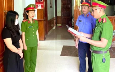 Công an khởi tố bị can đối với Trần Thị Ng. về tội trốn thuế. (Ảnh: Công an cung cấp)